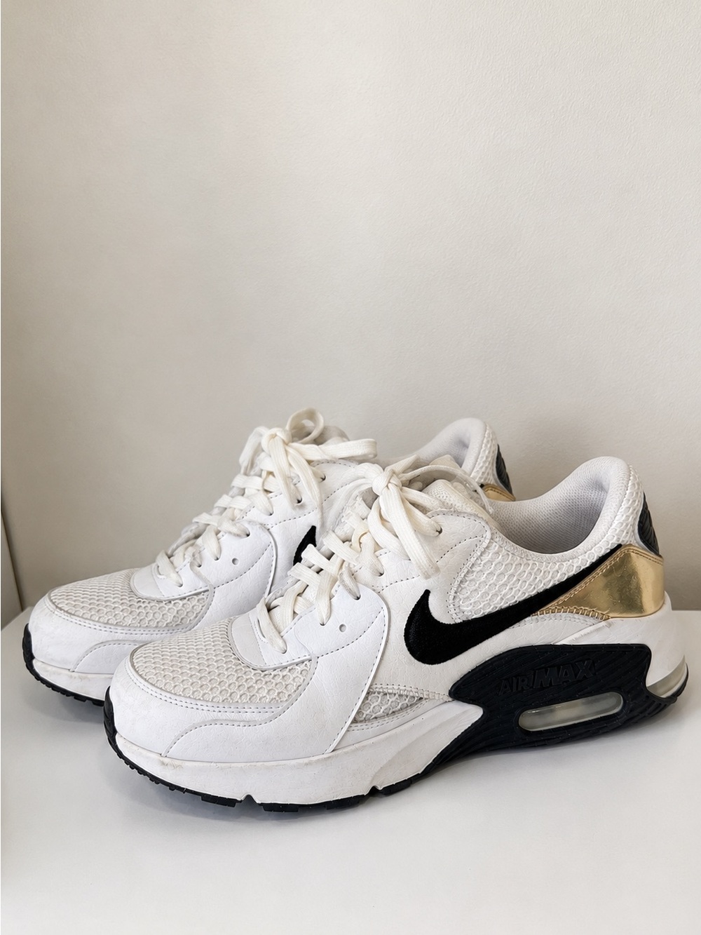 Nike Women’s White Black & Gold Air Max Athletic Sneakers